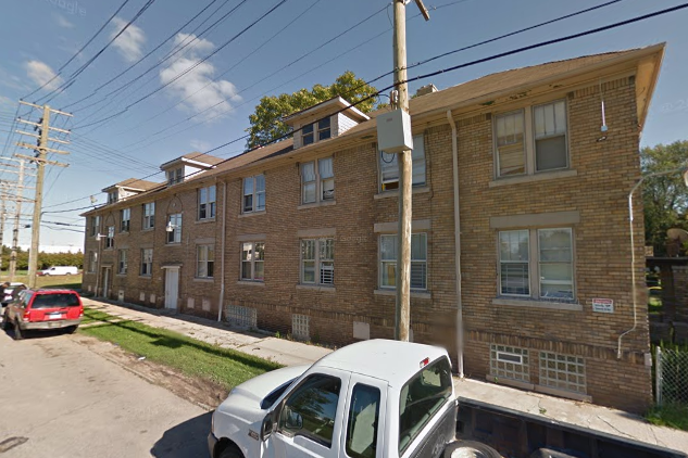 A second-alarm fire tore through this apartment at E. Canfield and St. Jean. Photo via Google Maps. 
