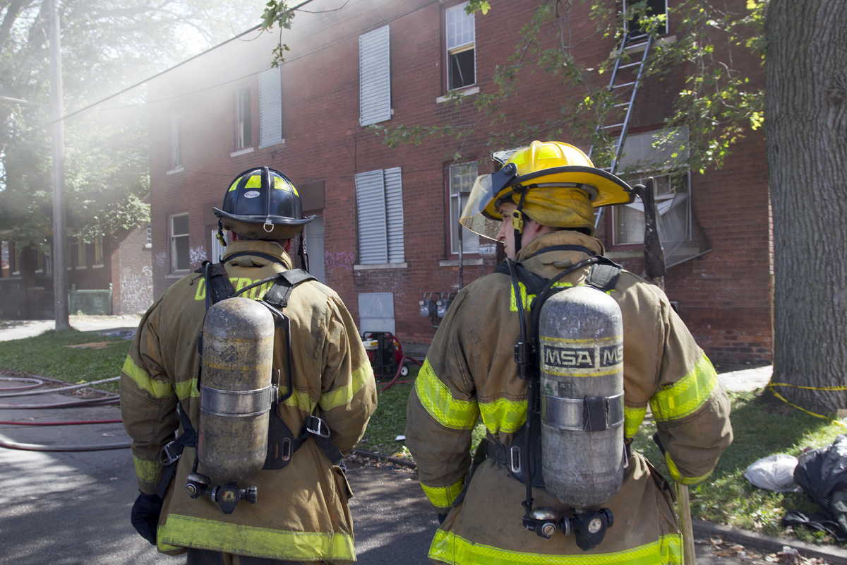 Detroit firefighters at a recent fire on the west side. Photo by Steve Neavling. 