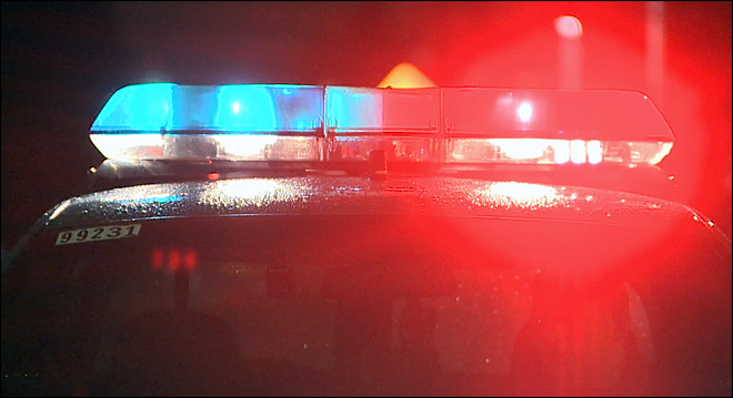 Detroit police officer shot Wednesday night; gunman barricaded in home