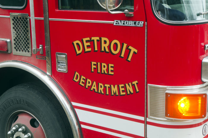 People missing, injured in ferocious apartment blaze in Detroit