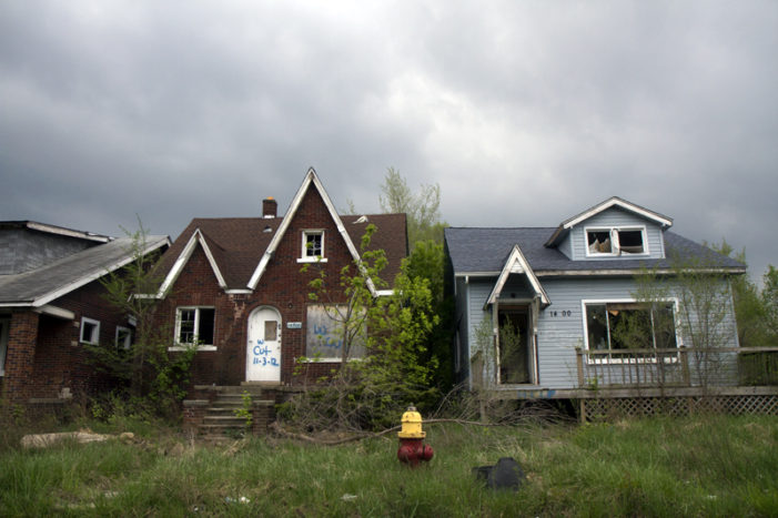 Cheap, vacant houses in Detroit attract foreign investors (Photos)