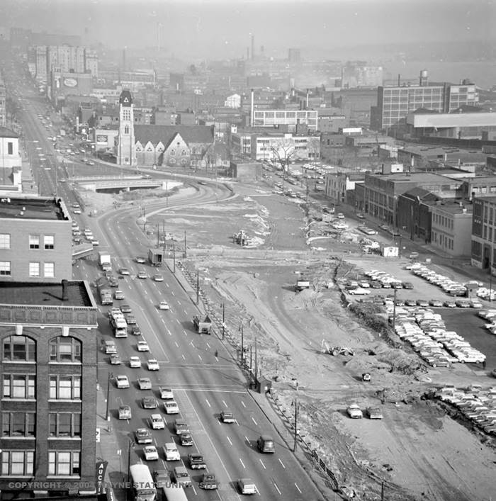 Jan. 30, 1959: Construction begins on Detroit’s Chrysler Freeway