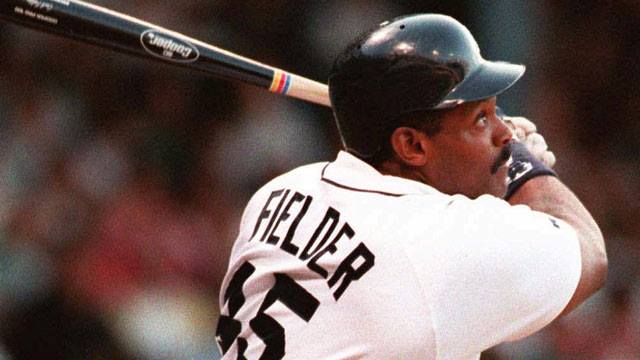 Jan 15, 1990: Cecil Fielder signs with Detroit Tigers