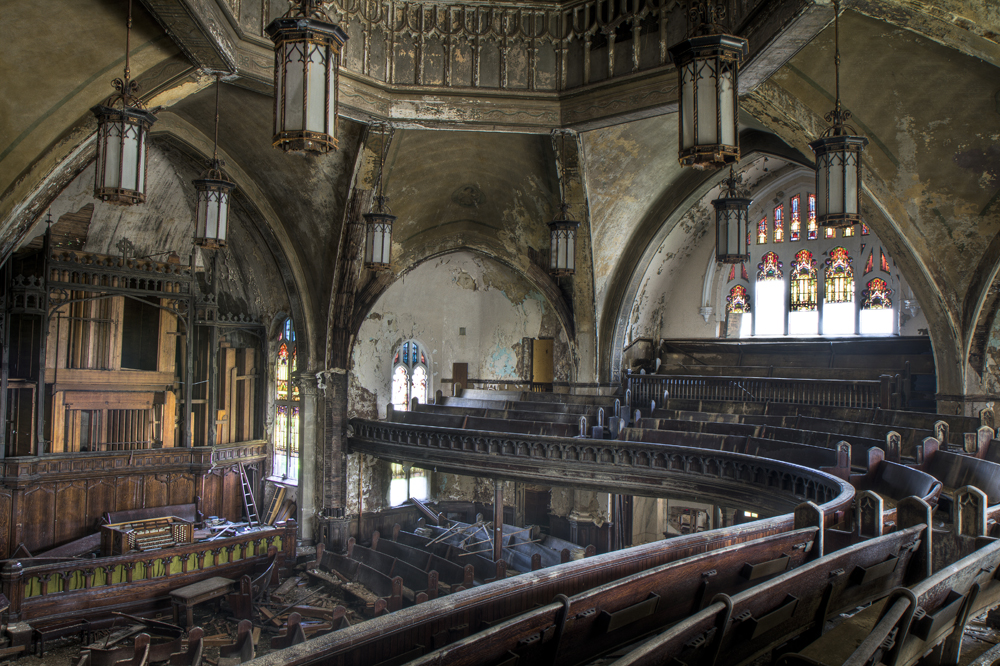 Woodward Avenue Presbyterian Church and its organ pipes on Woodward were heavily scrapped. 