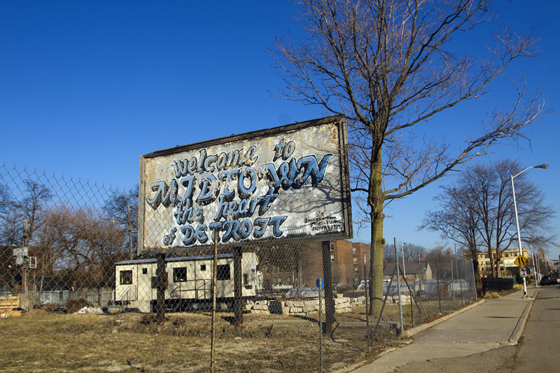 Graffiti-style billboard welcomes people to Midtown at Second and Alexandrine