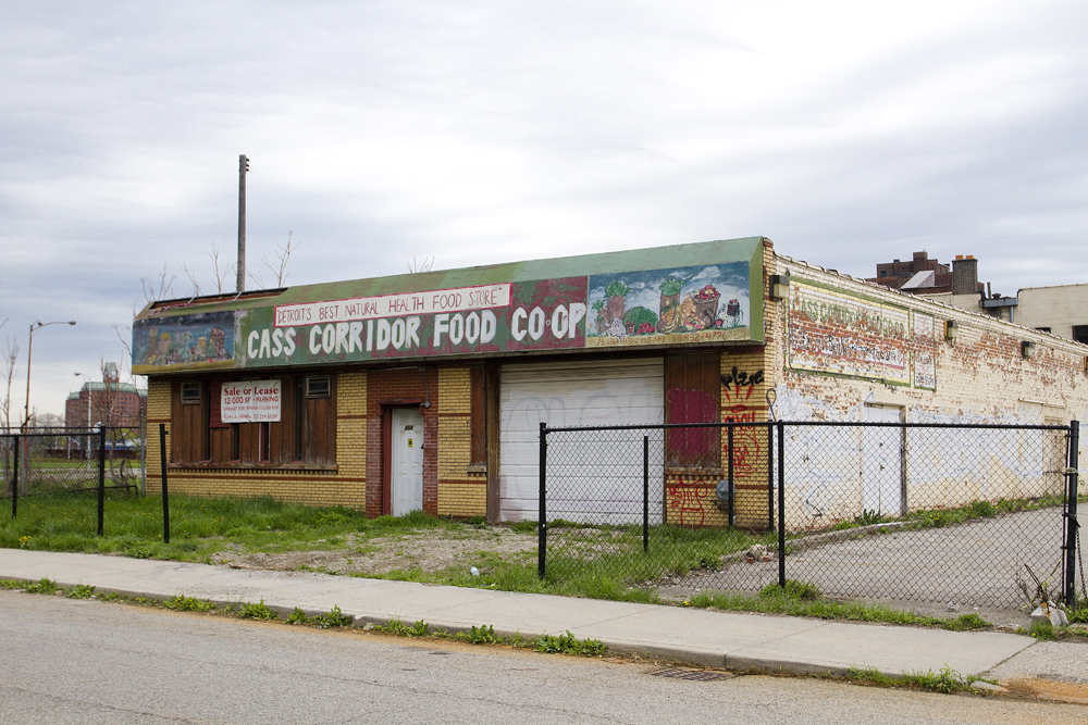 Abandoned Cass Corridor Food Co-op on Charlotte & Second. 