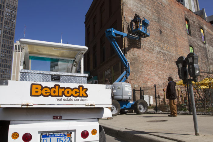 Dan Gilbert’s surveillance teams messes with wrong Detroit institution