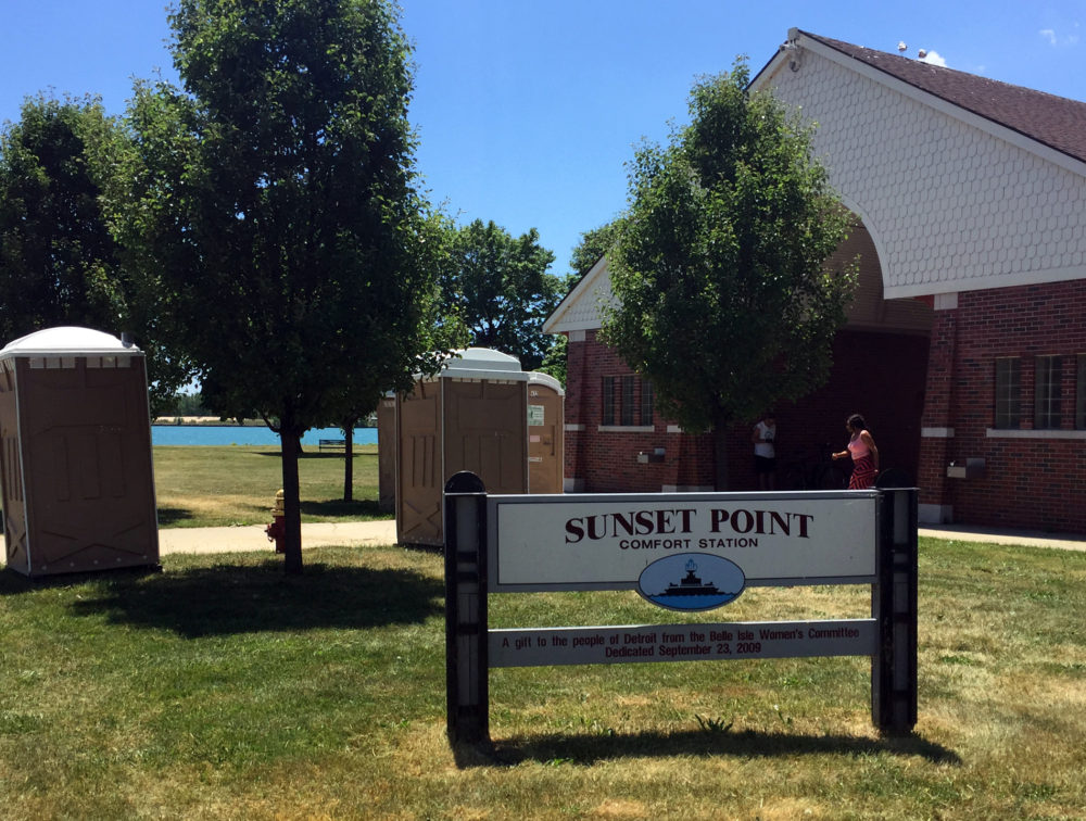 The Sunset Point restrooms on Belle Isle have been closed because the state and city don't agree on who's responsible for fixing a broken water main. Photo by Michael Betzold. 